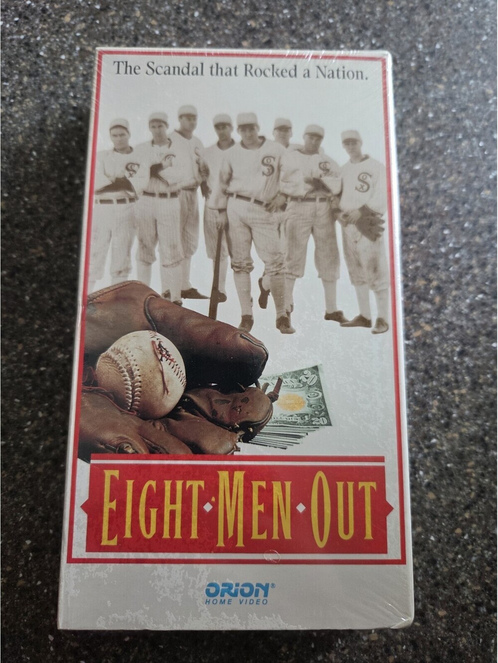 Eight Men Out (VHS, 1988) Charlie Sheen, Christopher Lloyd, D.B. Sweeney